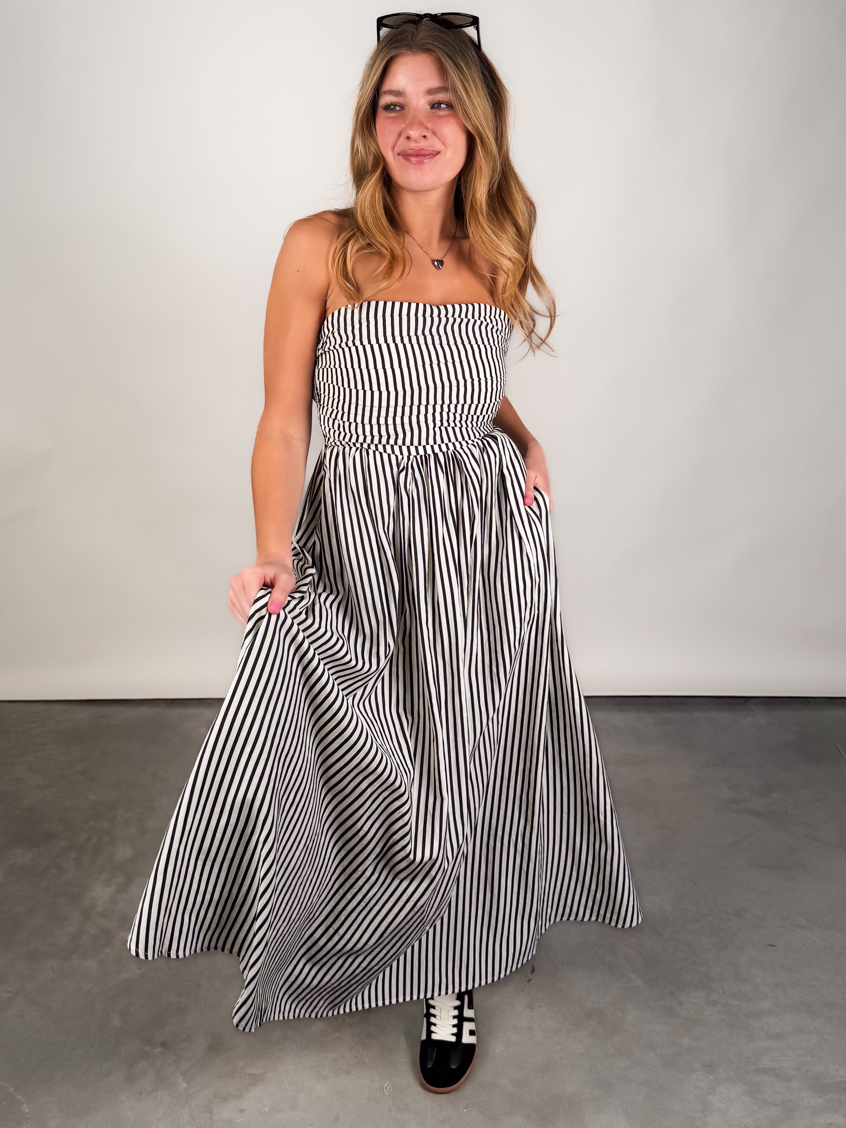 Promenade Dress In Off White Look image