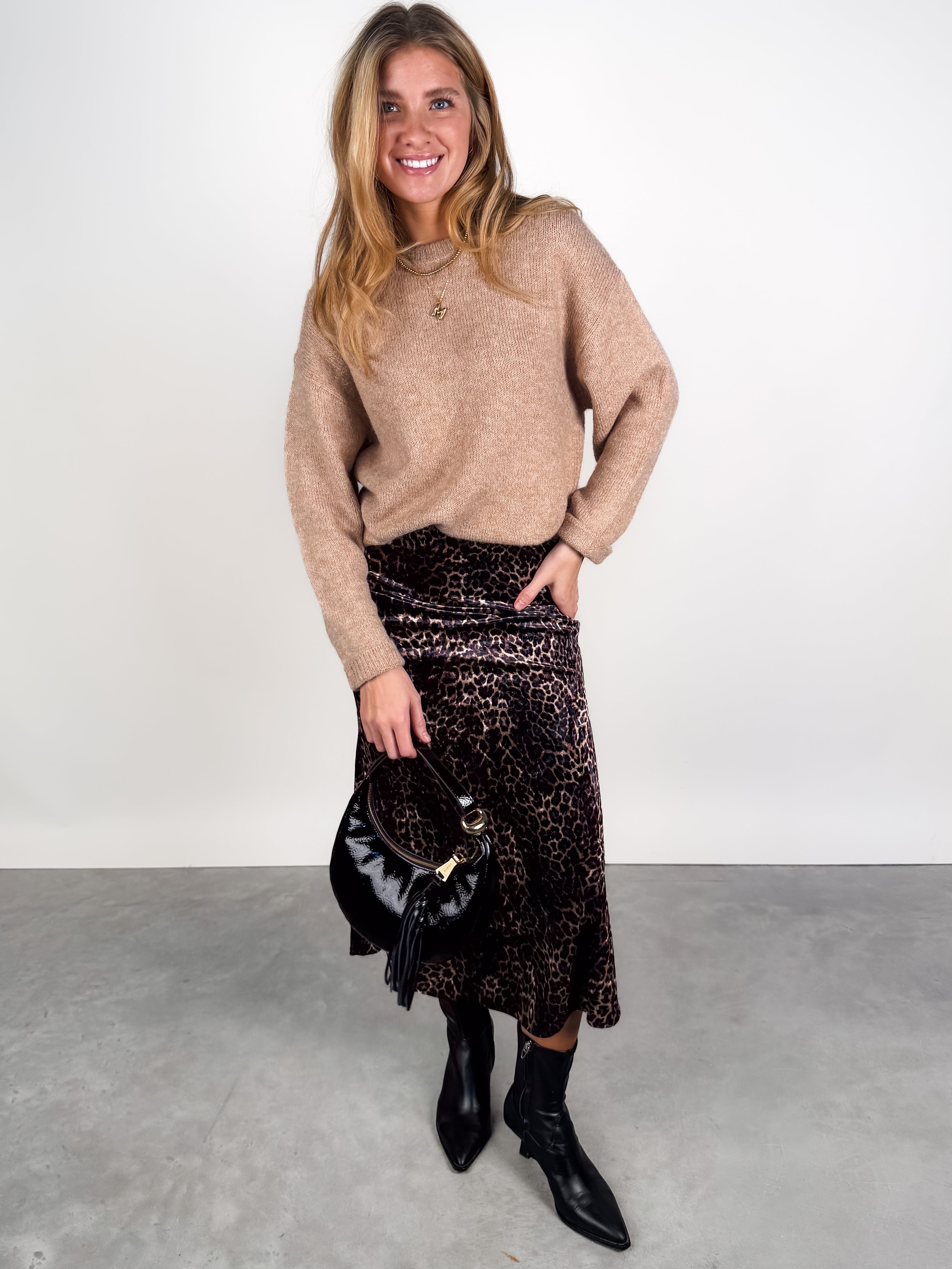 Velvet Leopard Print Midi Skirt Look image