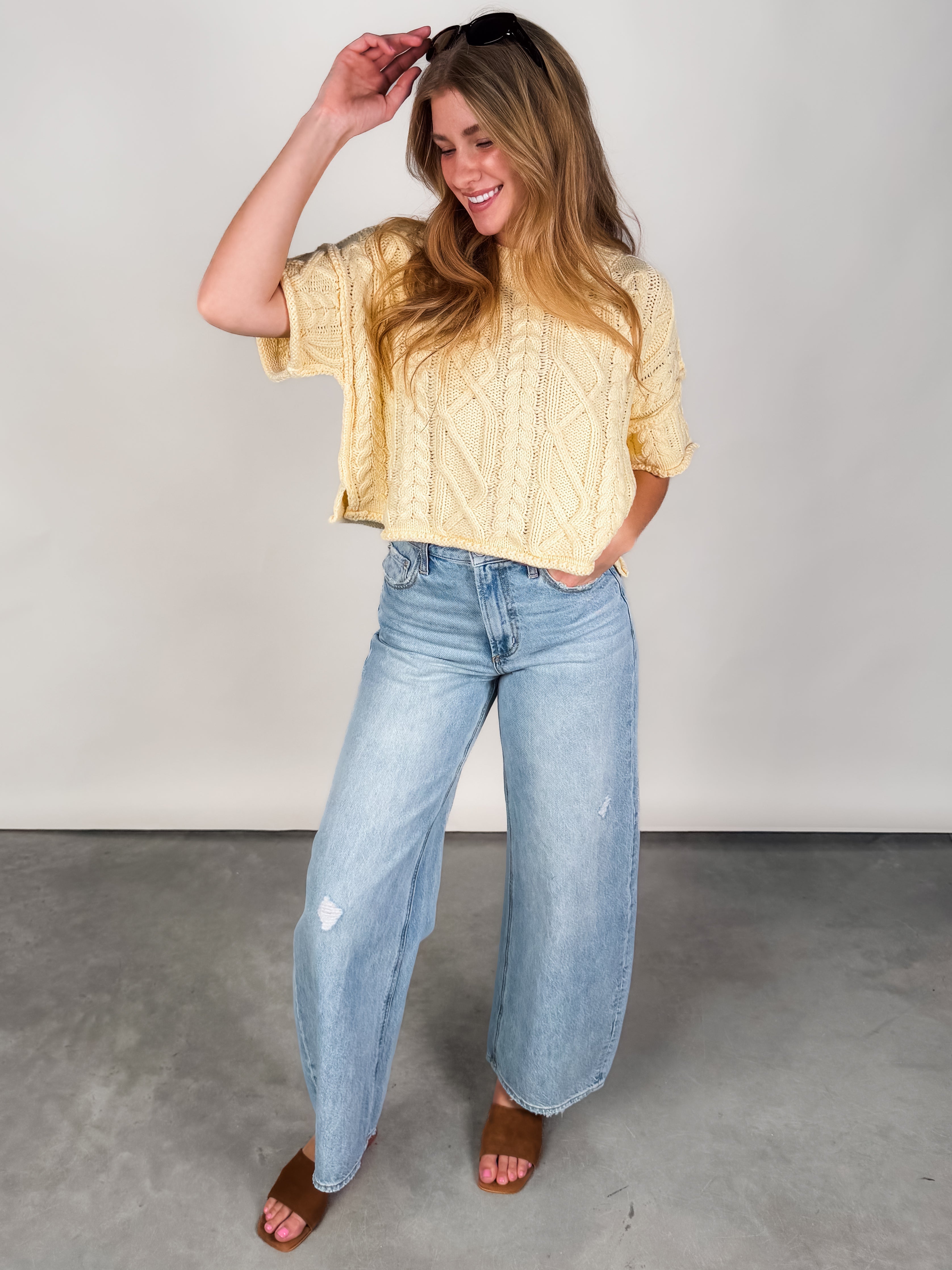 Sunroof Tulip Hem Cardi Look image