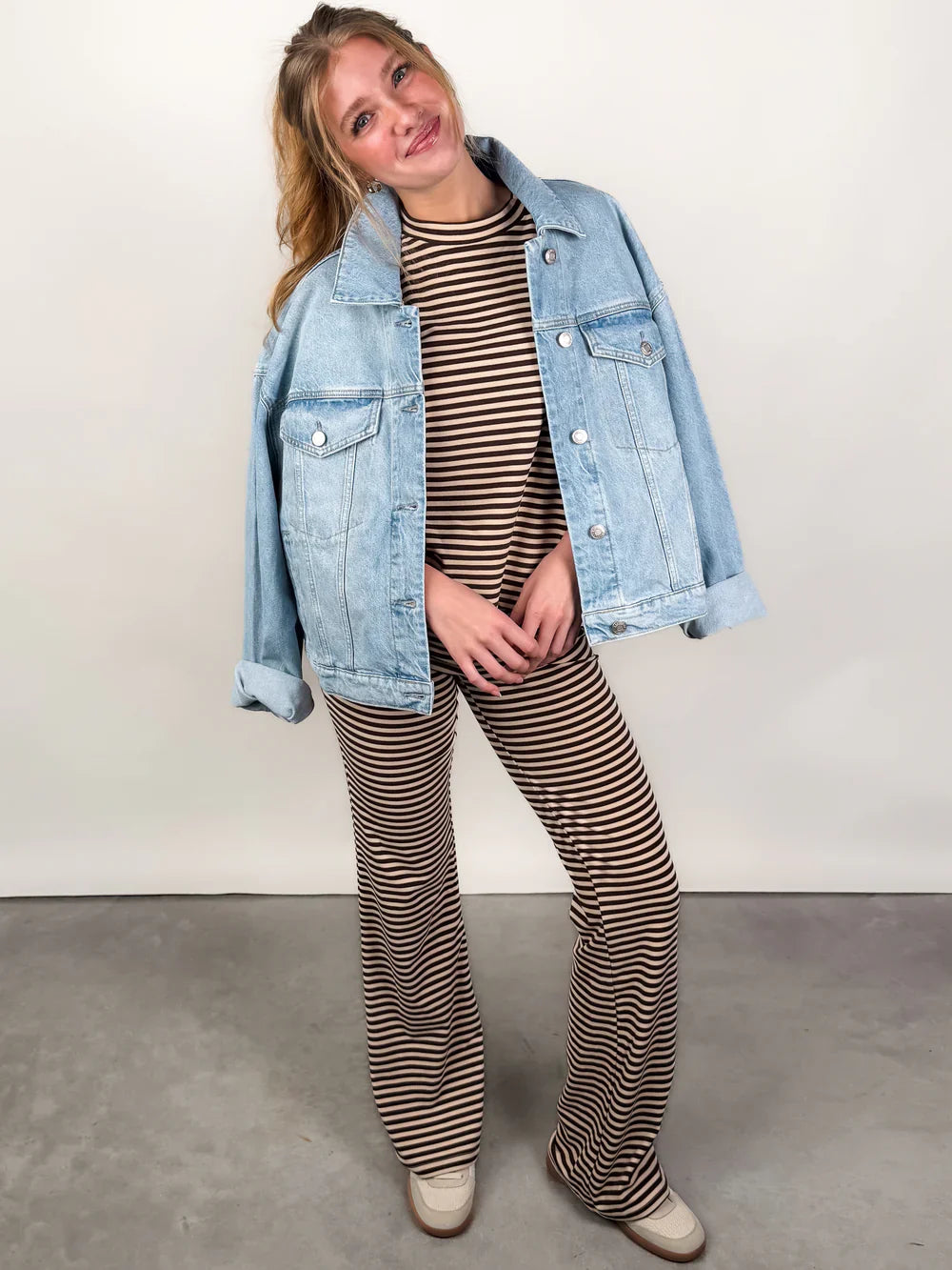 My feet Touch Down Shirt Look image