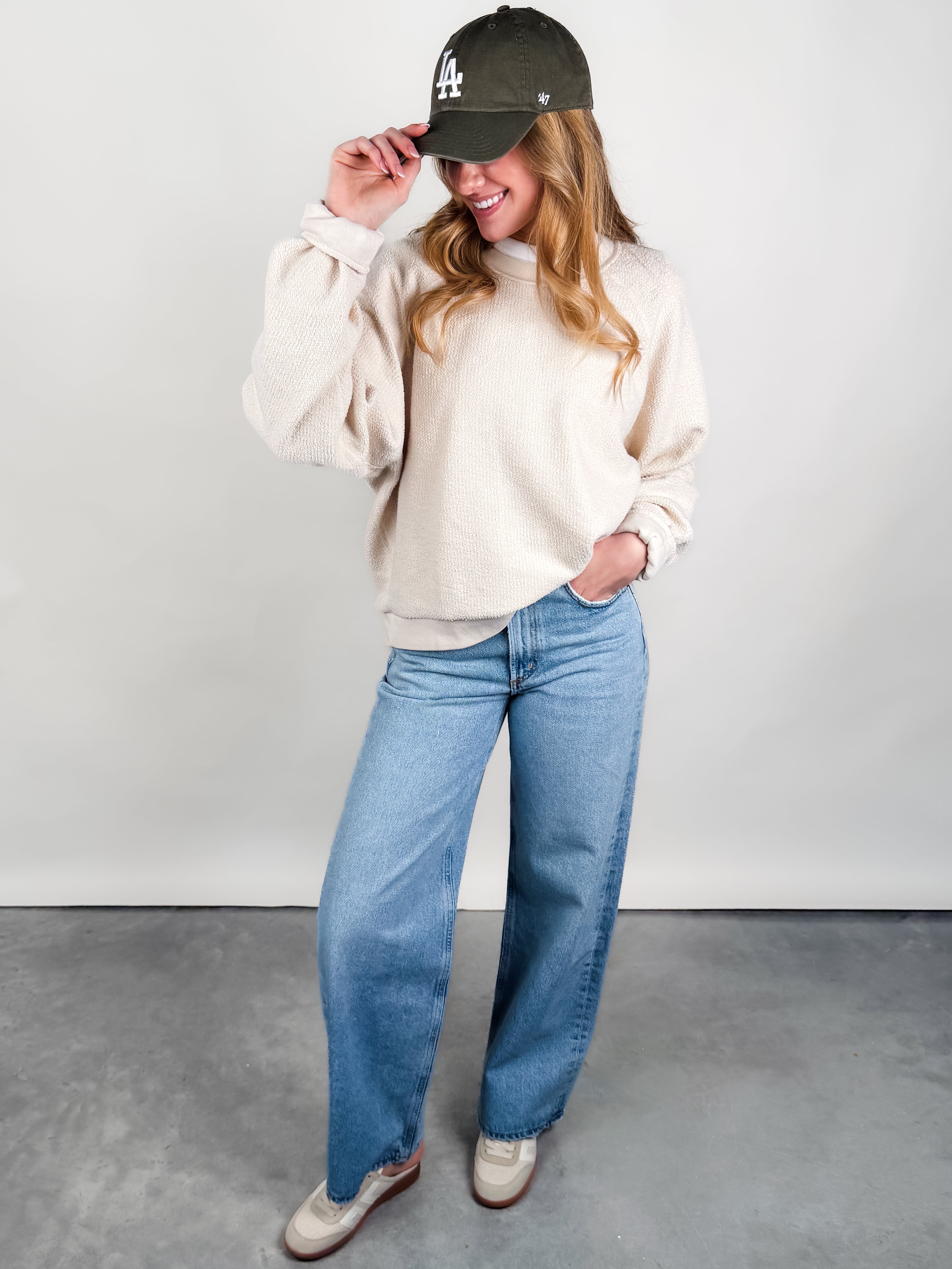 Ziggy Oversized Crewneck Look image