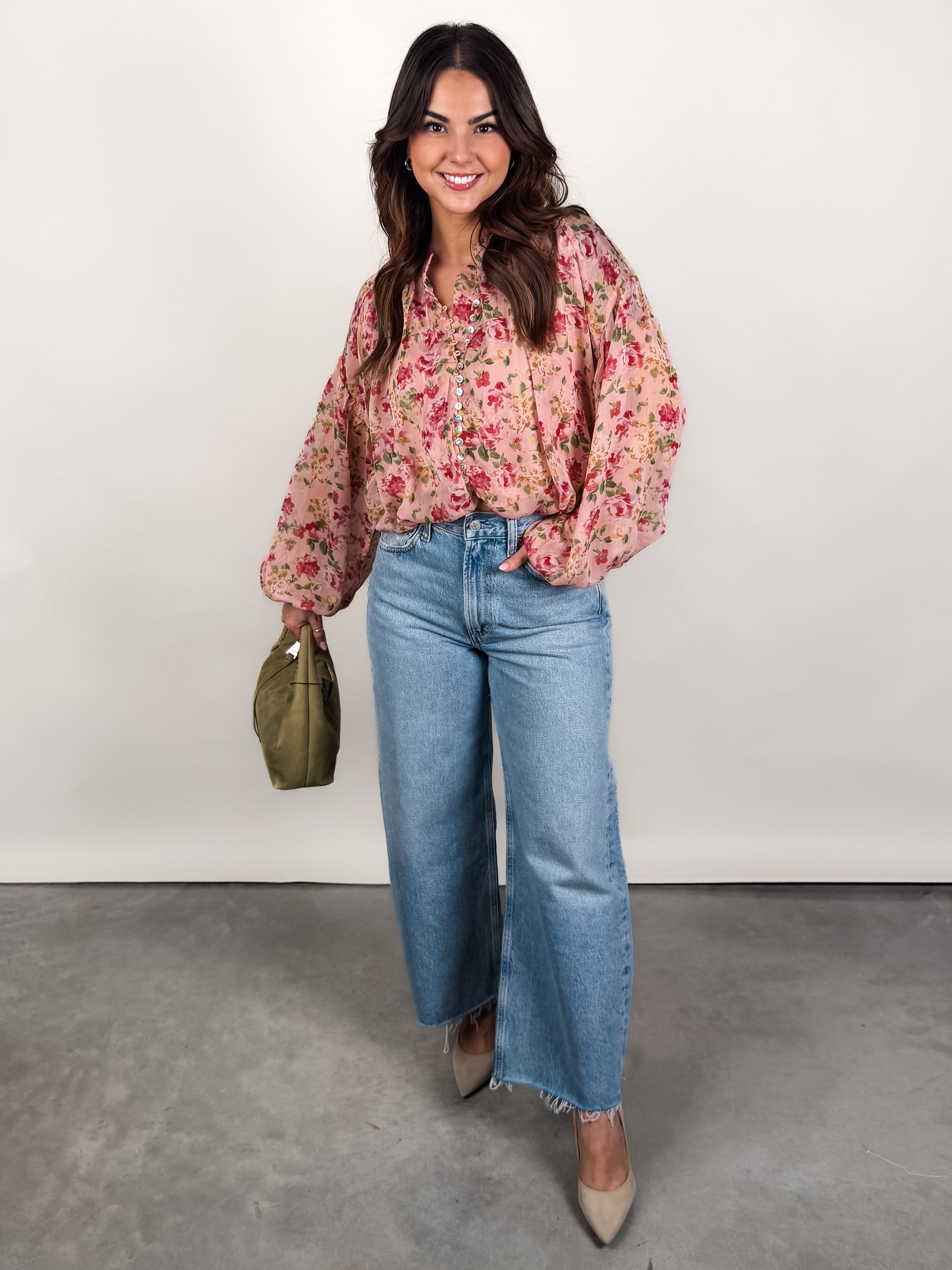 Baby Come On Top Look image