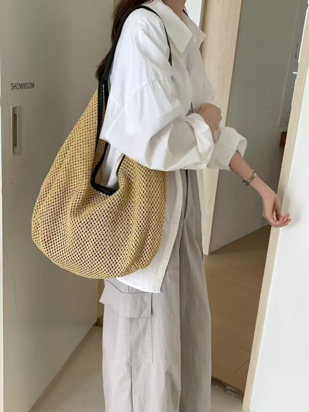 012 Straw Shoulder Bag