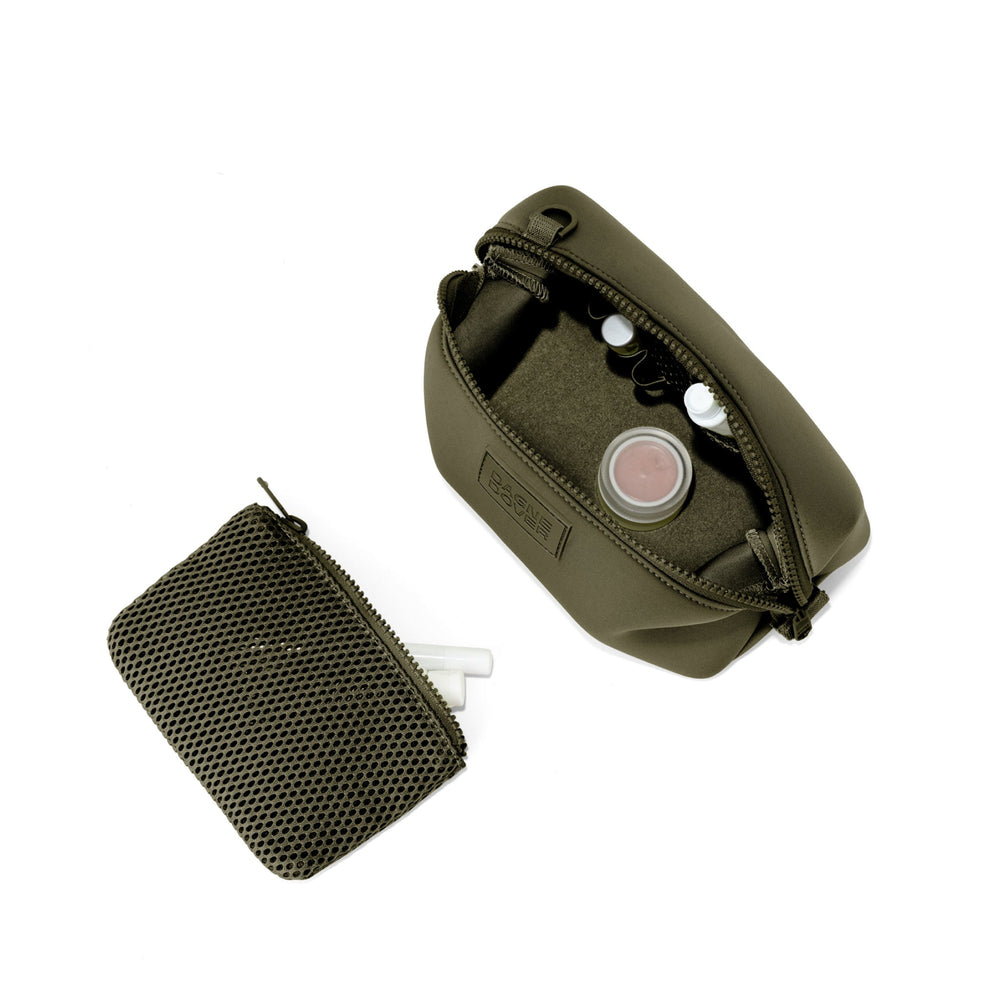 Small Hunter Toiletry Bag Core