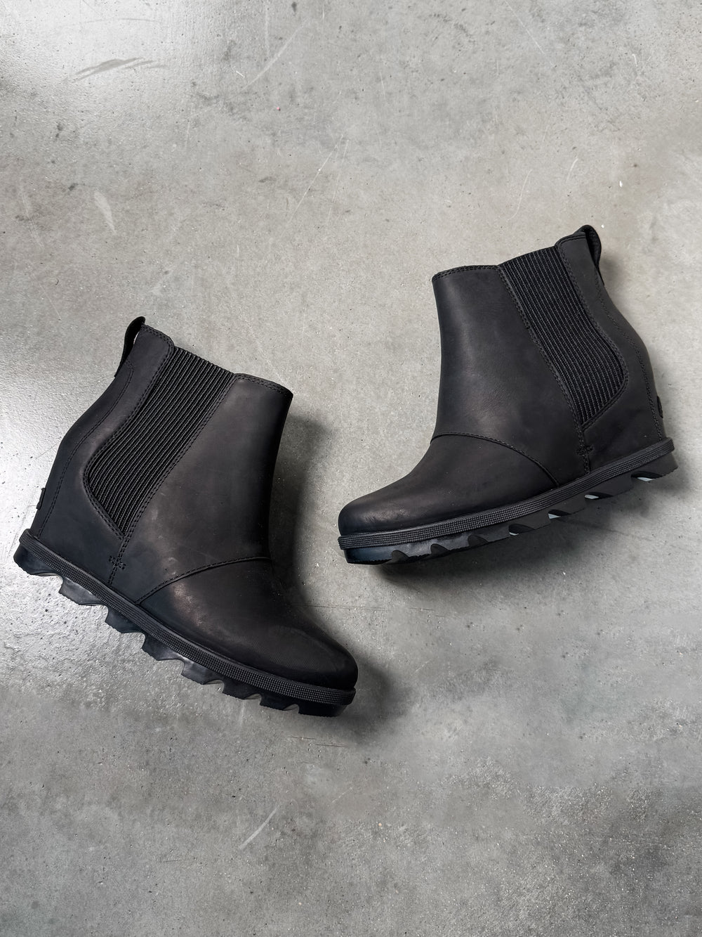 Joan Rhapsody Chelsea Wedge