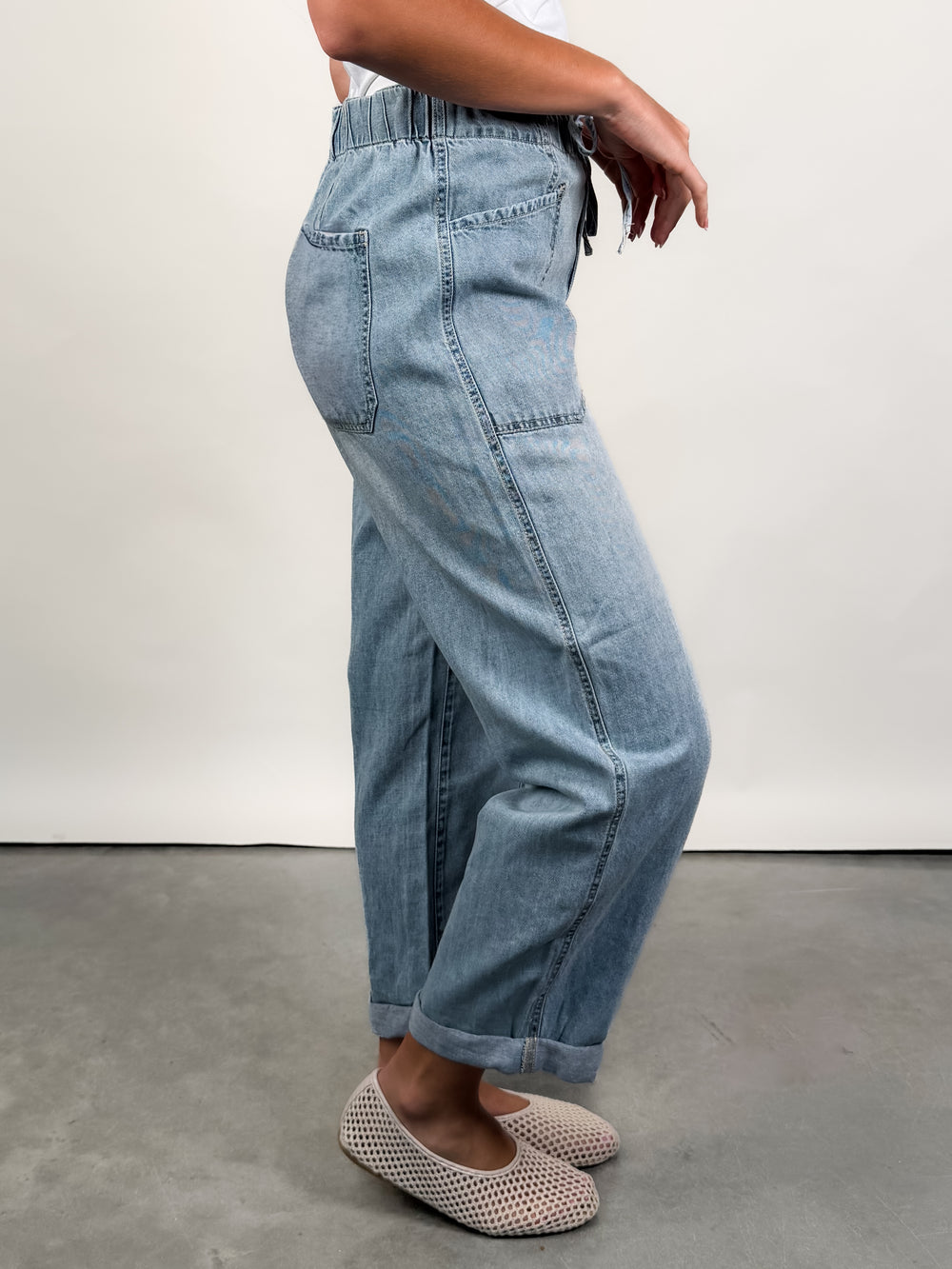 Villa Drawstring Barrel Leg