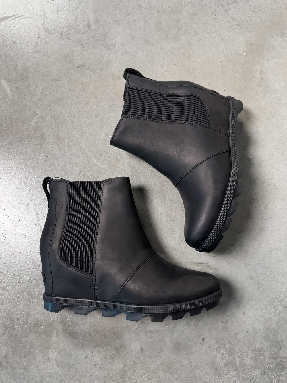 Joan Rhapsody Chelsea Wedge