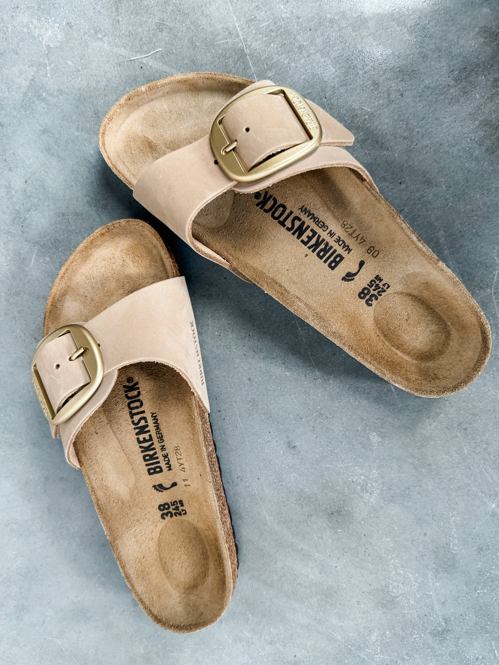 Madrid Big Buckle Nubuck Leather