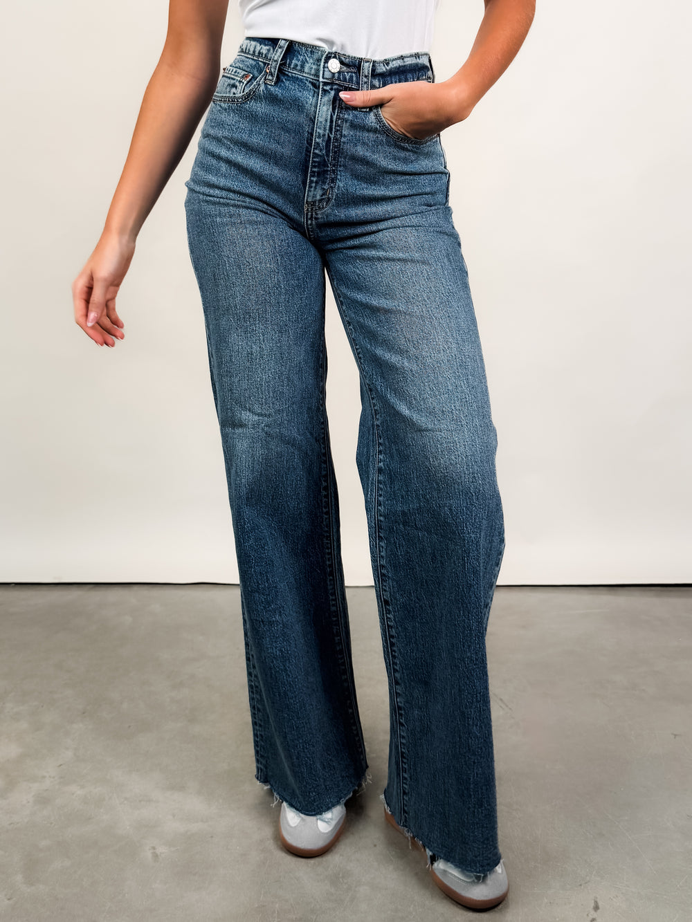 Far Out High Rise Wide Leg in Stunner