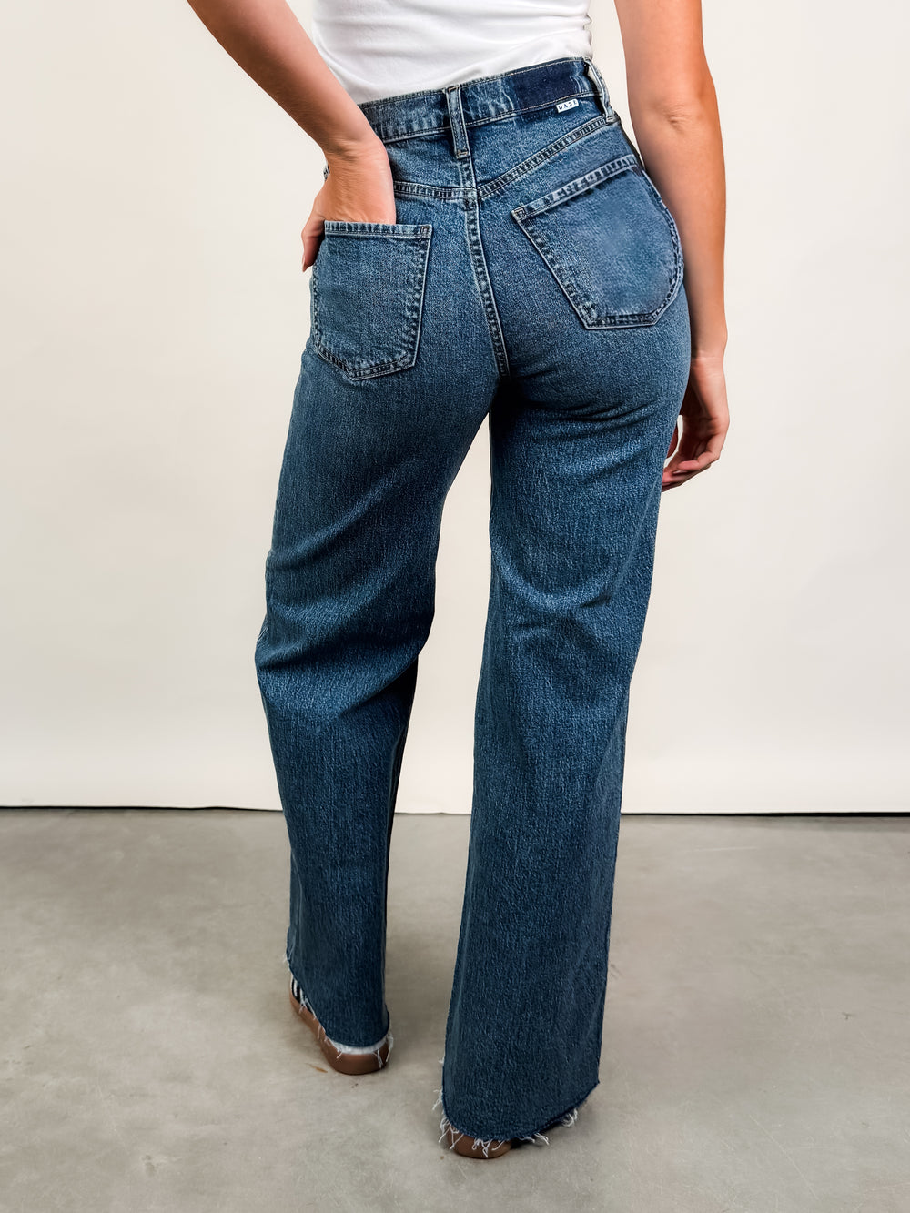 Far Out High Rise Wide Leg in Stunner