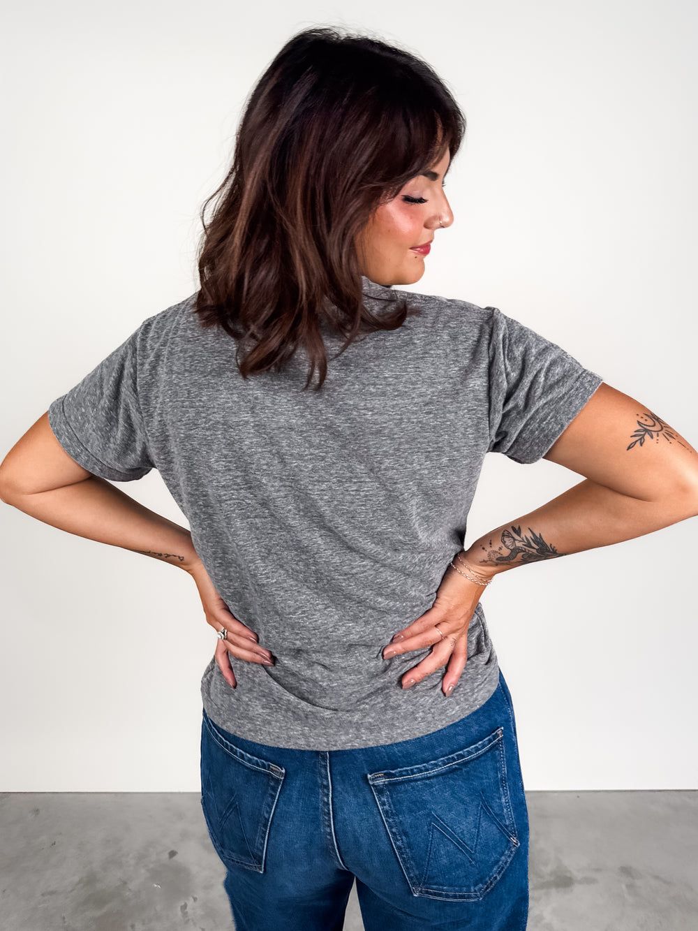 Hendrix V Neck Tee Essentials