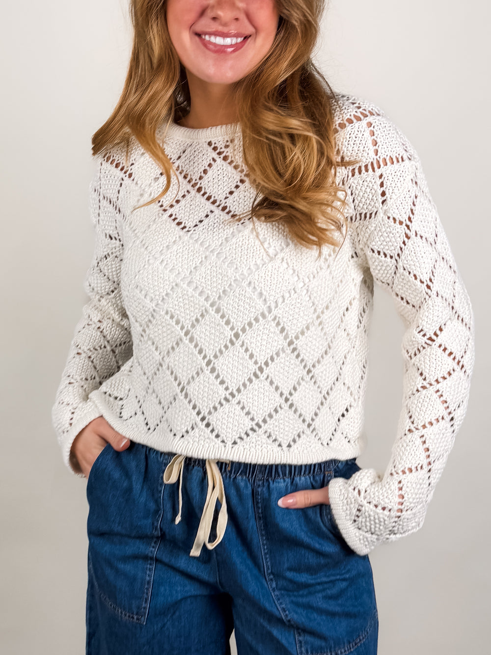Hullen Crochet Sweater