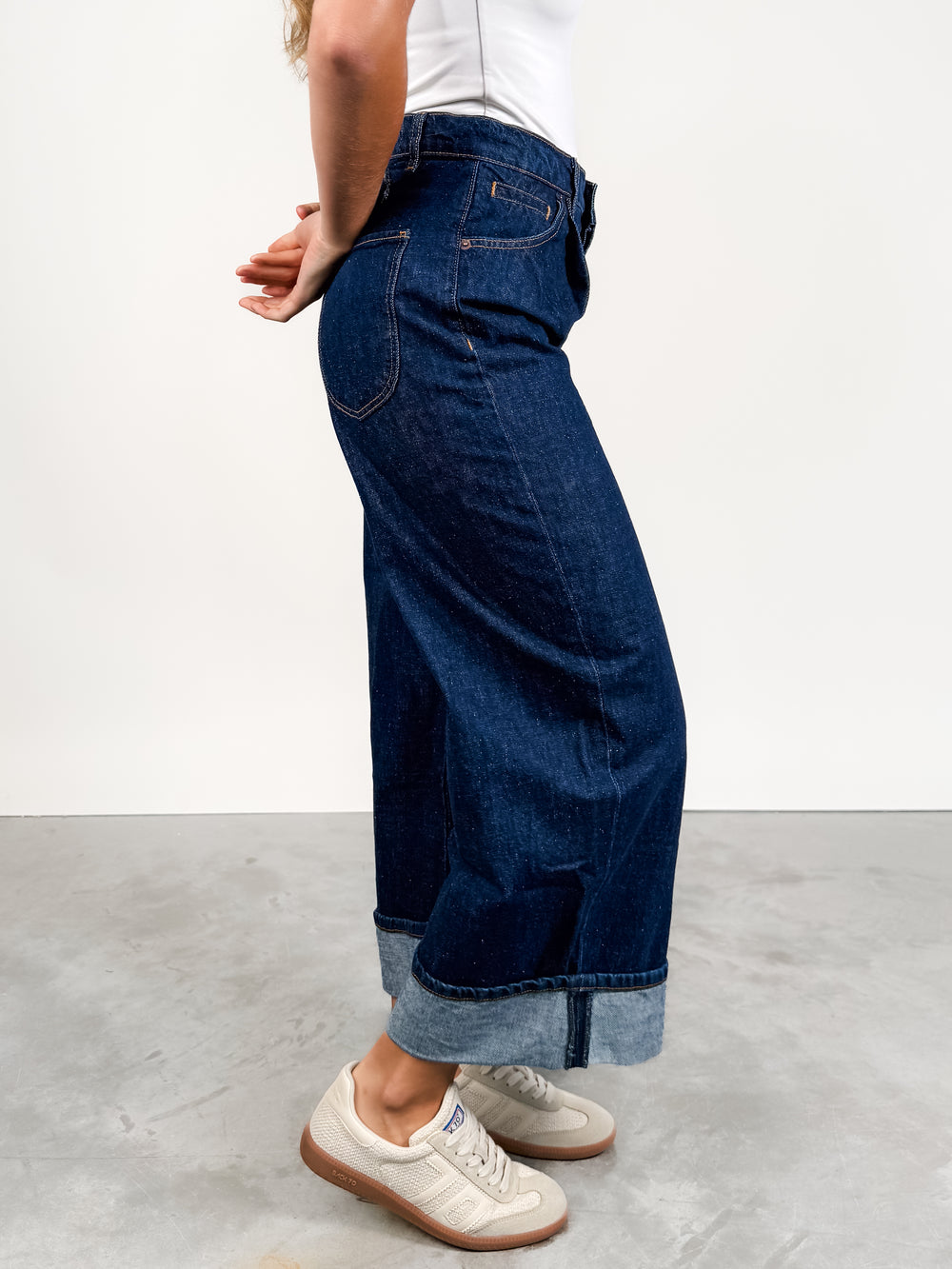 Alia Wide Leg in Hawthorne