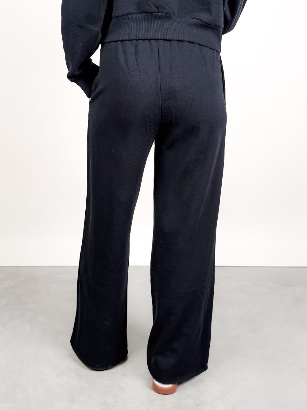 Downtown Wide Leg Sweatpant