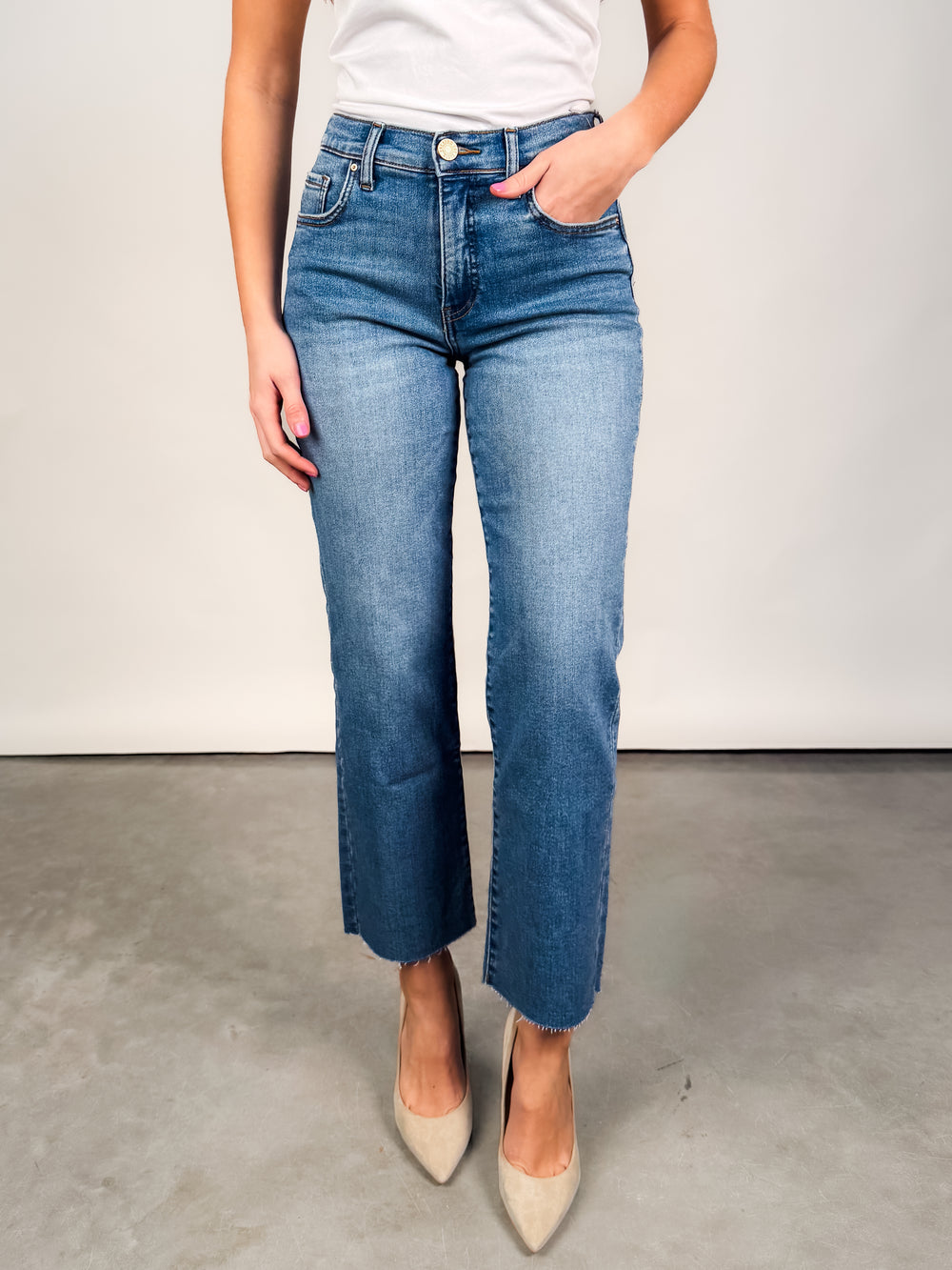 Avery High Rise Fab Ab Easy Straight Leg Raw Hem