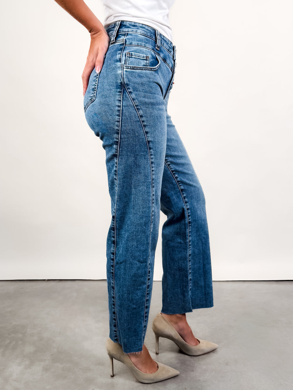 Charlotte High Rise Wide Leg Side Inset Raw Hem in Synergy