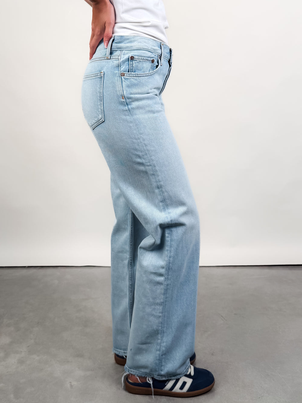 Low Rise Loose in Amplify