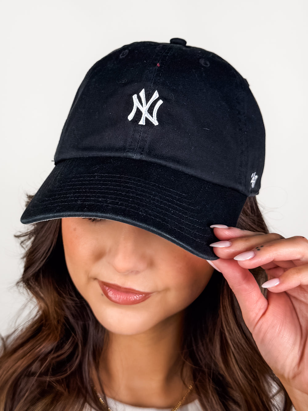 NY Yankees Base Runner Baseball Hat