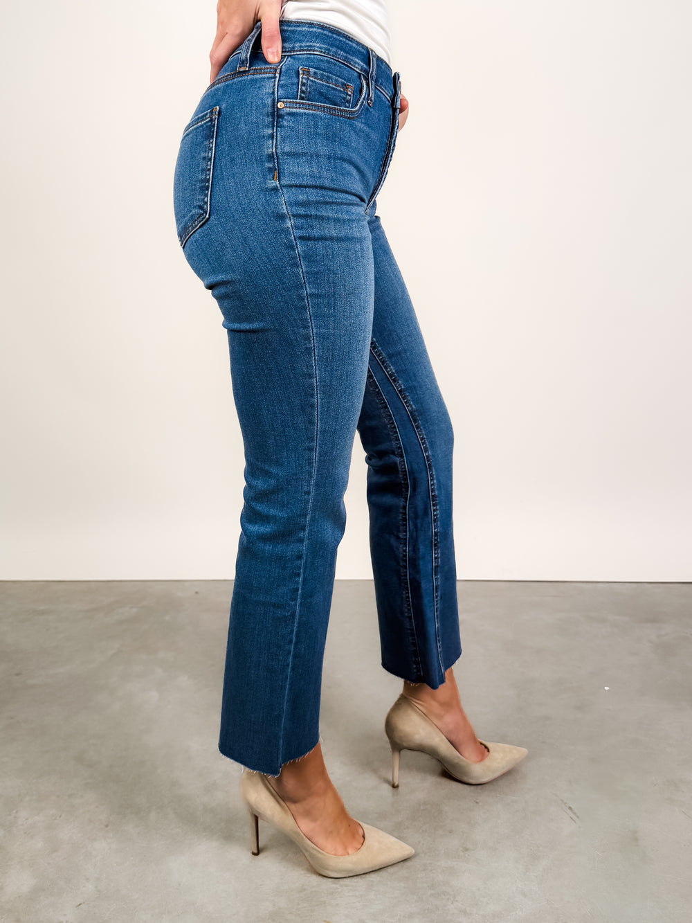 Kelsey High Rise Fab Ab Ankle Flare-nset Leg