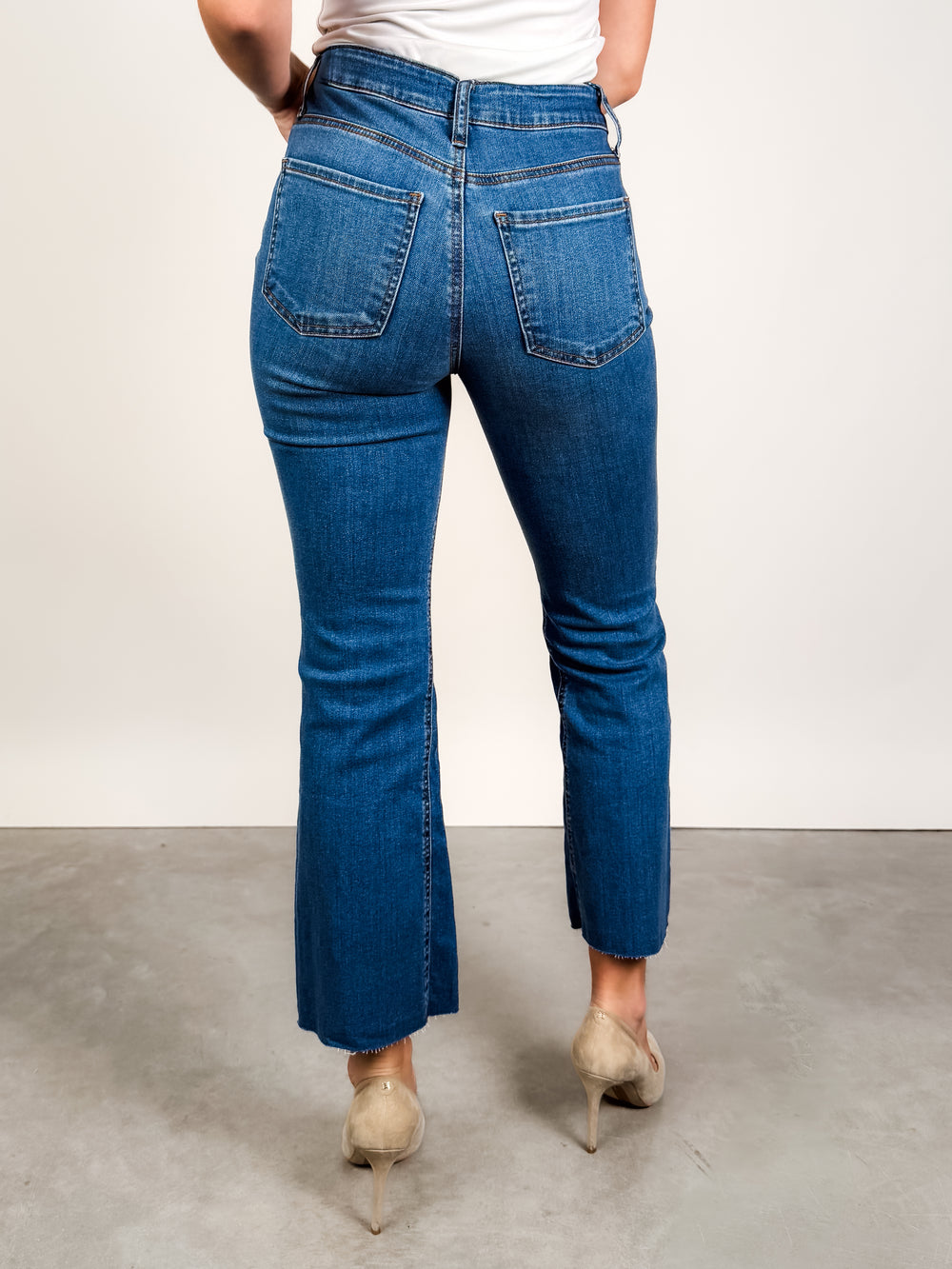 Kelsey High Rise Fab Ab Ankle Flare-nset Leg