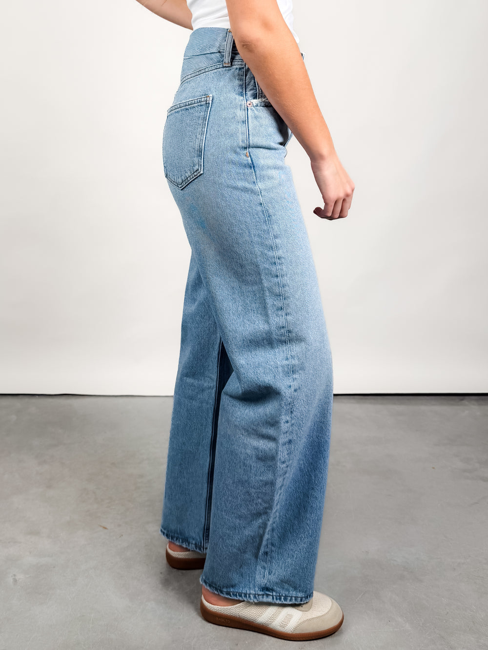 Low Curve Jean in Force