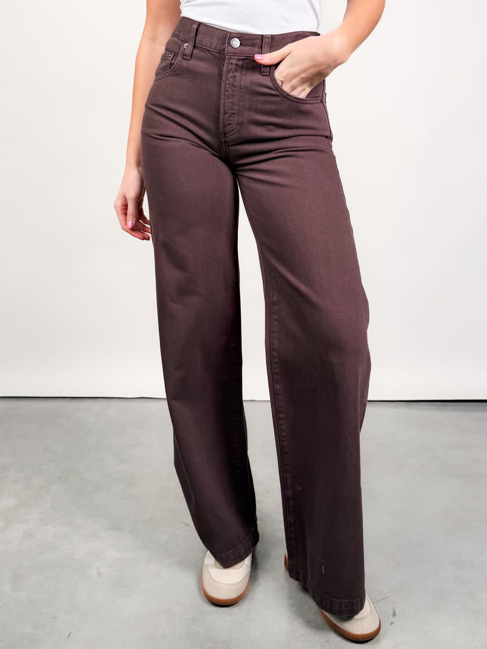 Jadyn Wide Leg Jeans in Bruna