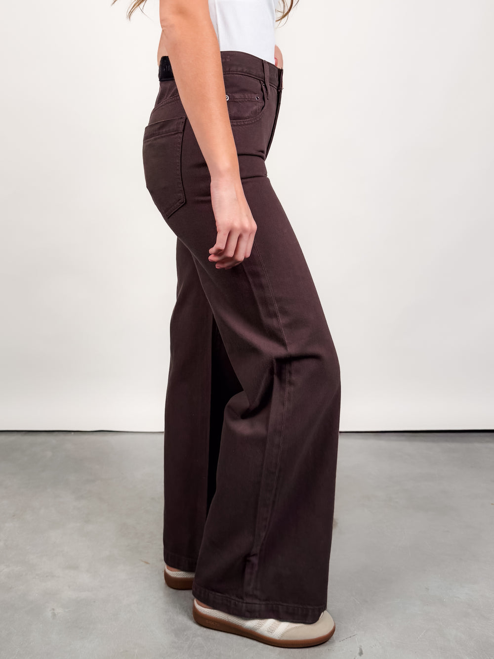 Jadyn Wide Leg Jeans in Bruna