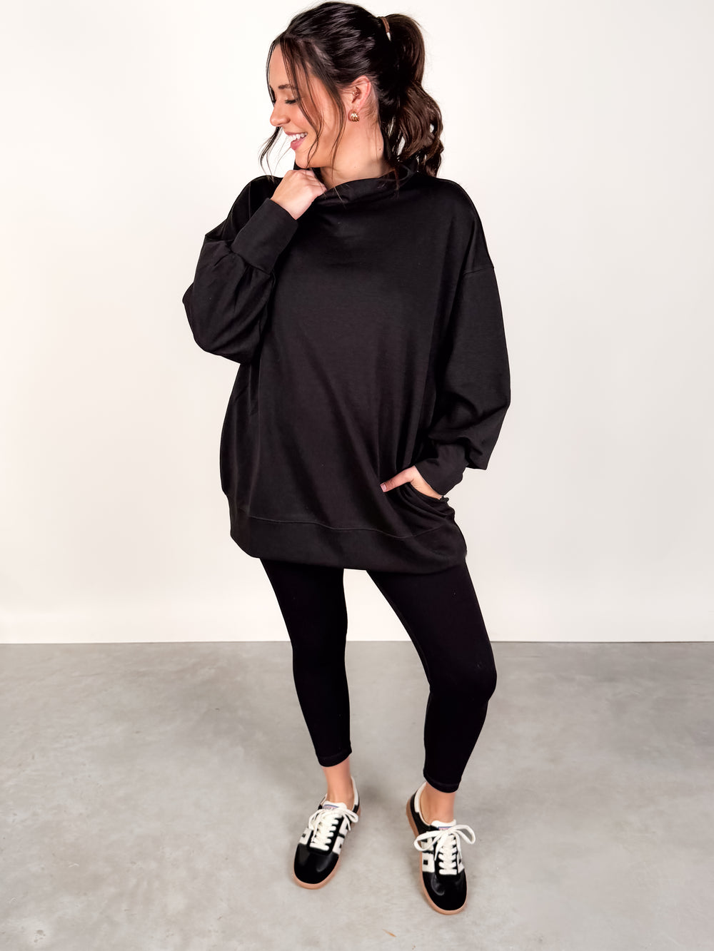 Angeles Oversized Pullover