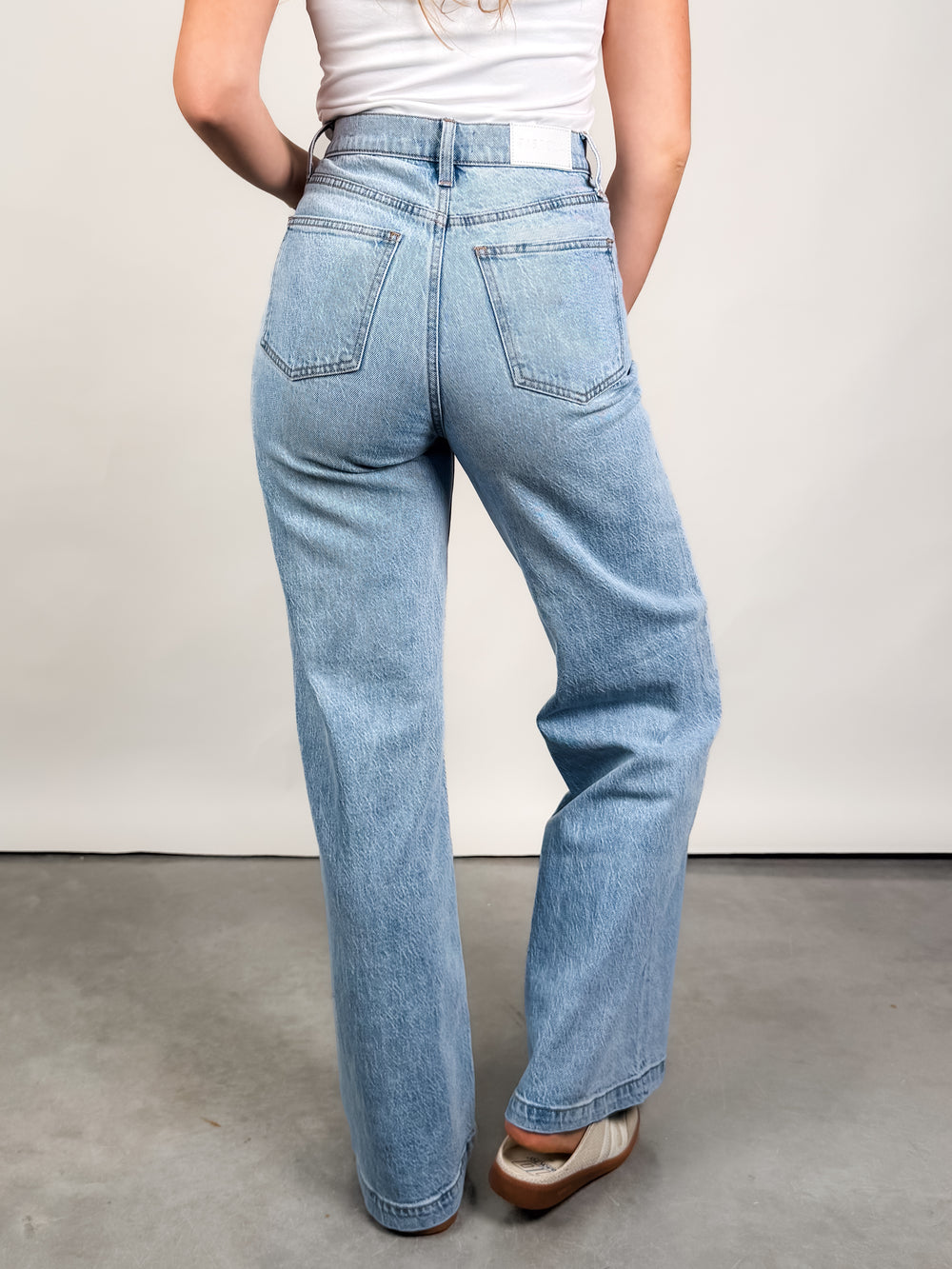 Lana High Rise Ultra Wide Leg Jeans in Perspective