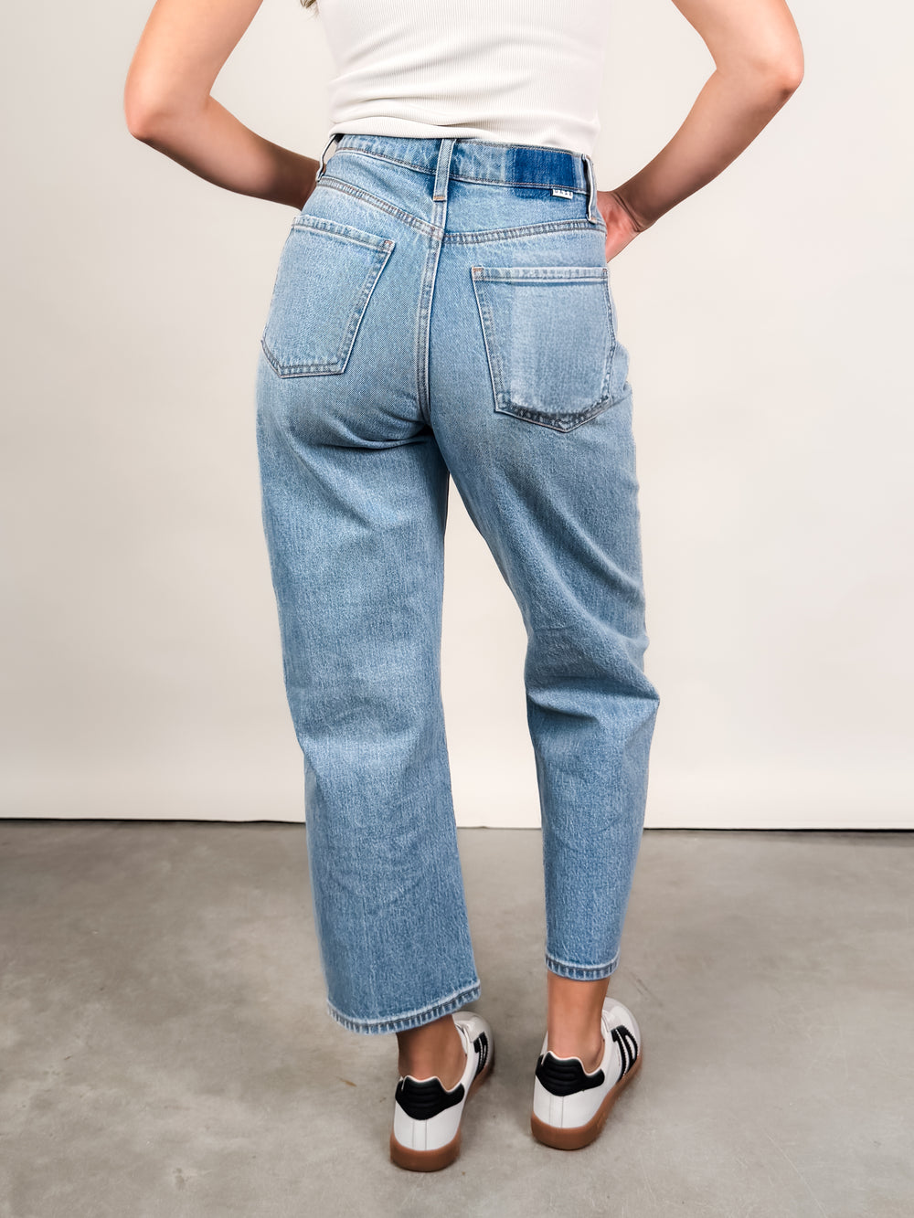 Westward Barrel Leg in Pulse