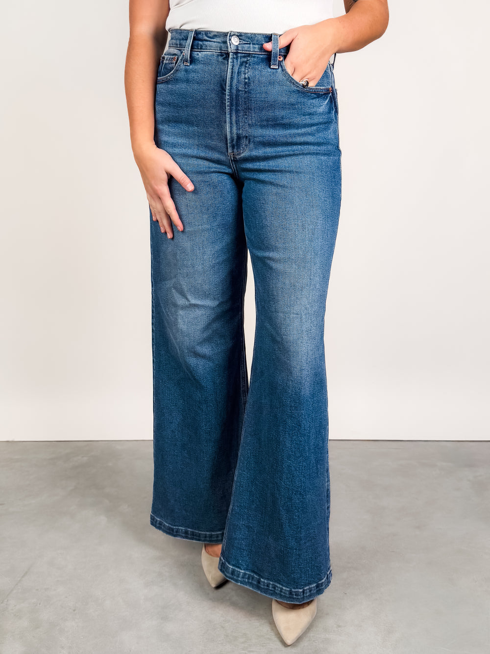 Lana High Rise Ultra-Wide Leg Jean in Soho