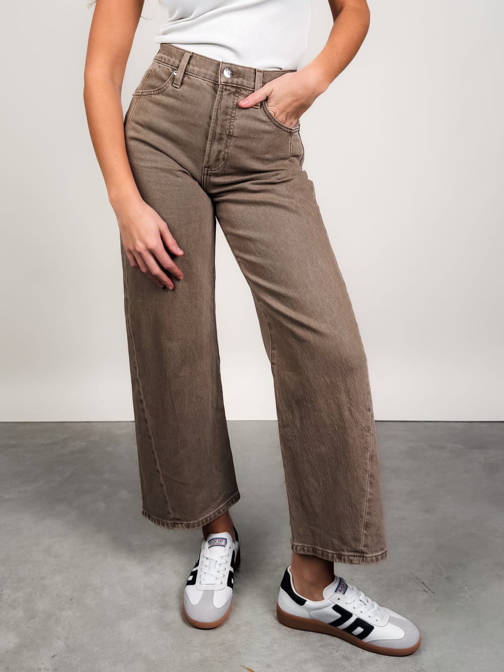 Kyra Ankle High Rise Bowed Jean in Tannin