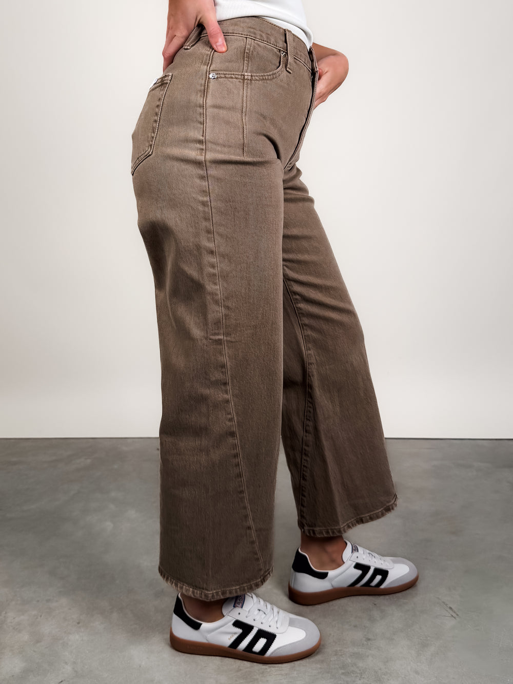 Kyra Ankle High Rise Bowed Jean in Tannin