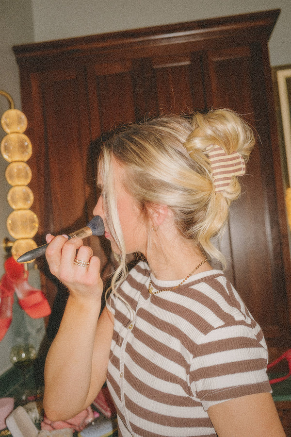 Girlhood Midi Claw Clips