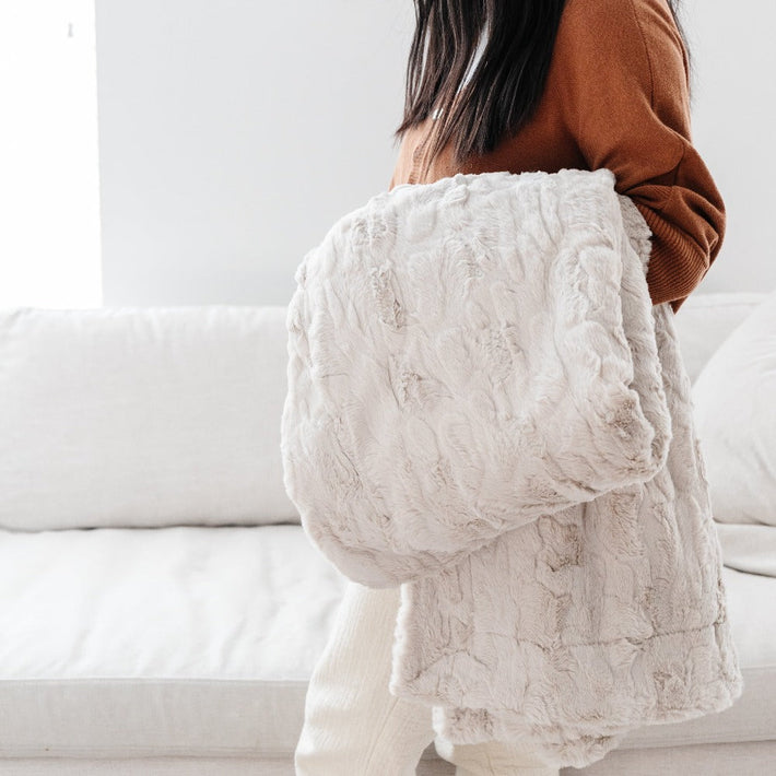 Patterned Faux Fur Throw Blanket