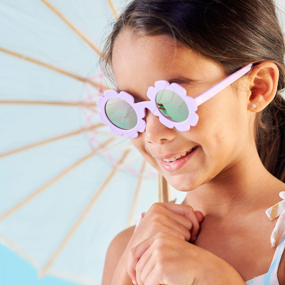 Irresistible Iris Polarized Flower