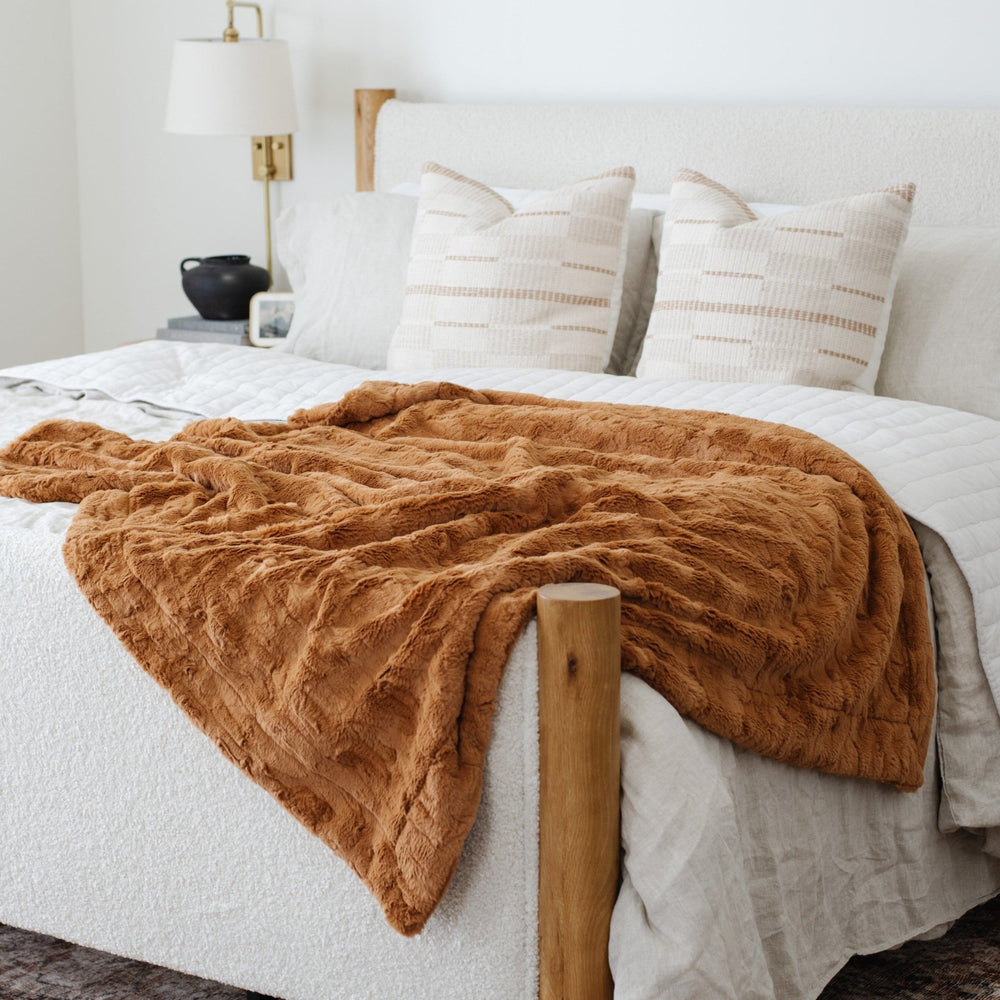 Patterned Faux Fur Throw Blanket
